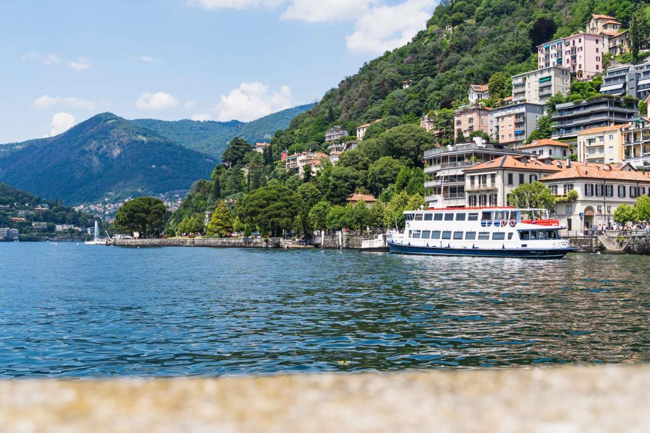 Gaby Lake Suites Como Exterior photo